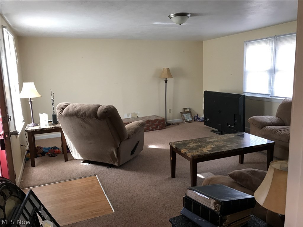435 South Johnson Road Sebring, OH 44672 - Photo 3 of 16 Gallery Image 3