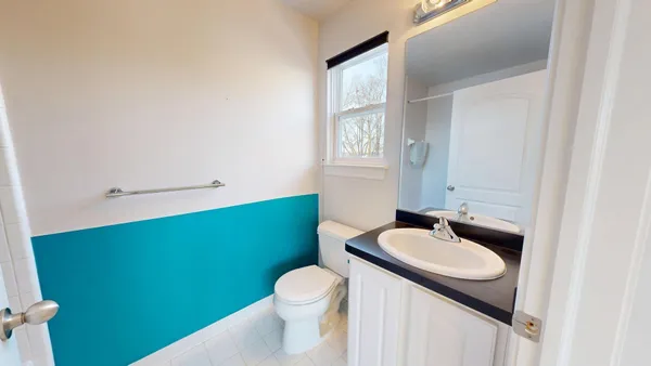 $2,950 | 12832 Nautica Court, Belleville, MI 48111