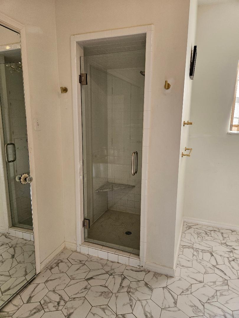 710 North Avenue C Elgin, TX 78621 - Photo 15 of 33 a view of an empty room