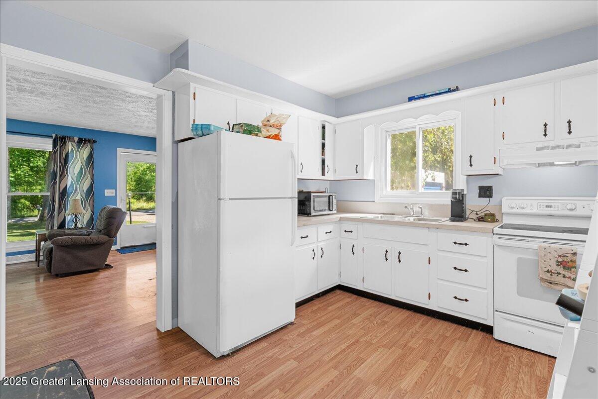 1750 Kelly Road Mason, MI 48854 - Photo 13 of 26 13-Media Jett - 11