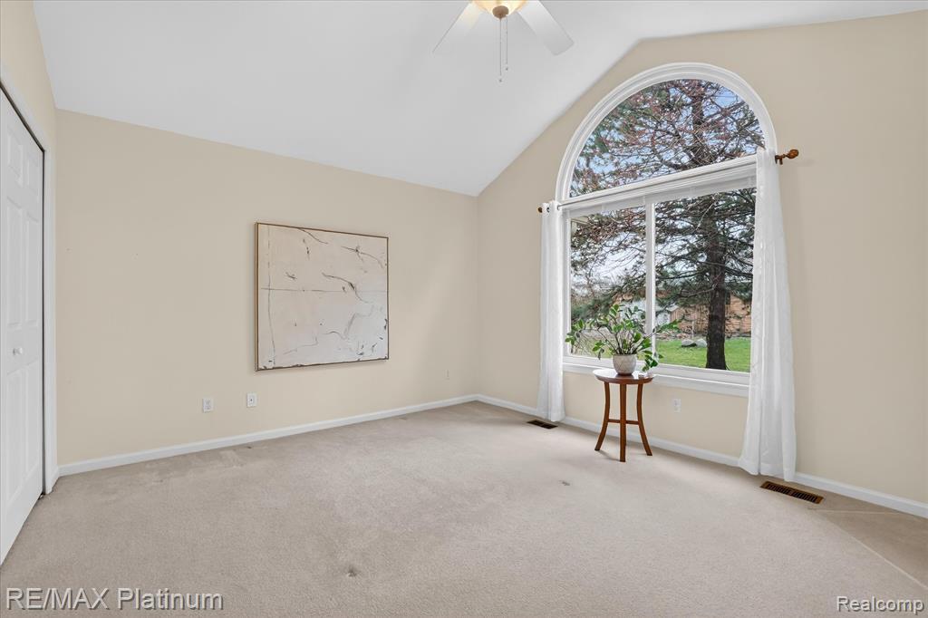 3341 Dewdrop Lane Howell, MI 48843 - Photo 20 of 46