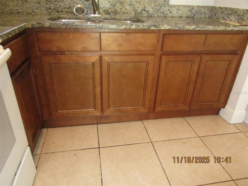 291 Flower Lane, Unit A Kissimmee, FL 34743 - Photo 28 of 40 a view of a door