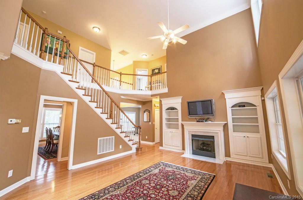 16633 Turtle Point Road Charlotte, NC 28278 - Photo 3 of 20 Gallery Image 3