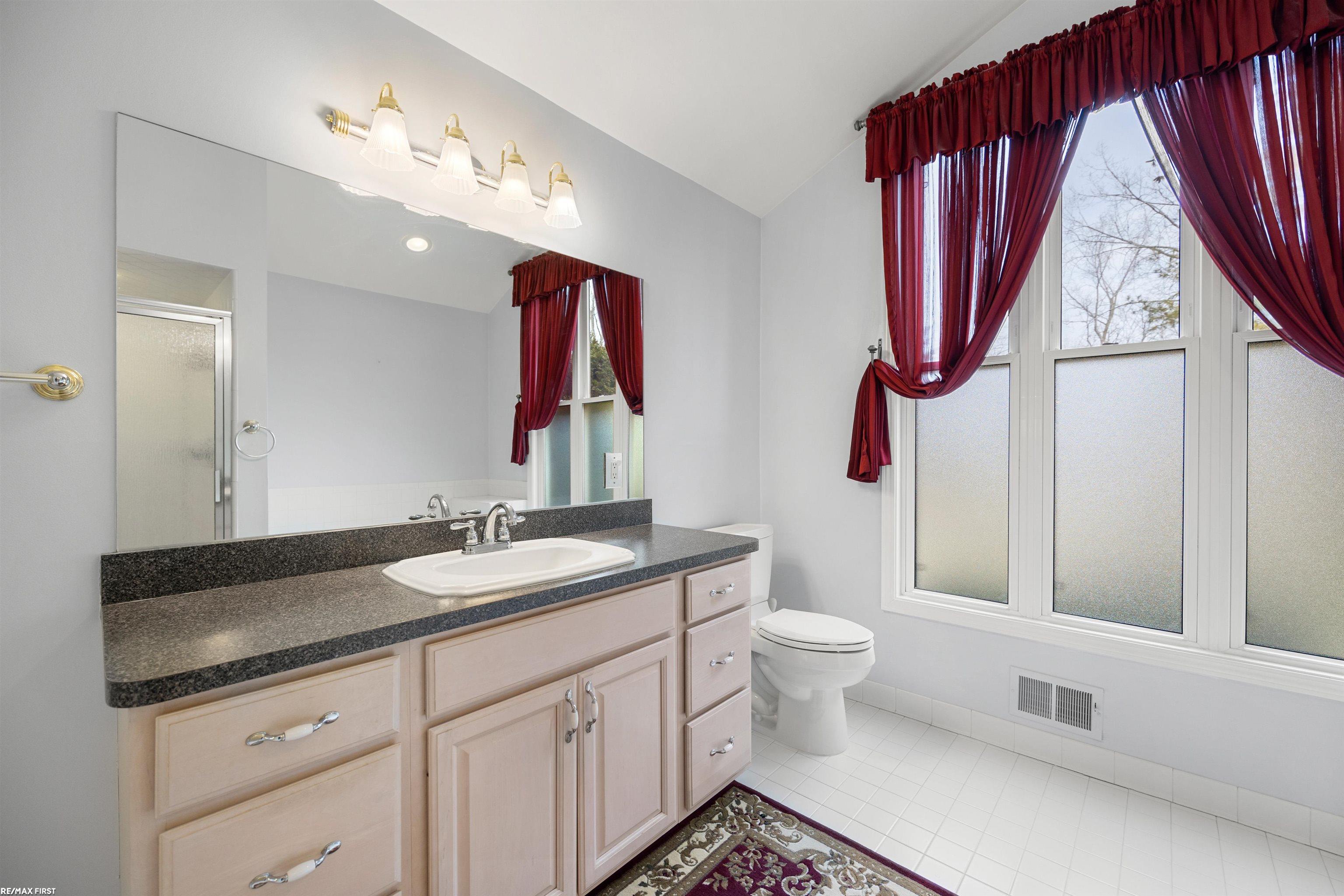 31900 Armada Ridge Road Richmond, MI 48062 - Photo 21 of 56 50134518-ec2686d5-9347-4da3-9511-b4eef52602c6.JPG