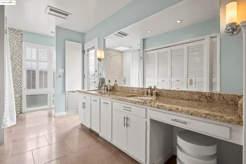 $1,950,000 | 608 Fortress Isle, Alameda, CA 94501