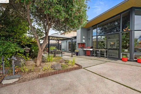 $1,950,000 | 608 Fortress Isle, Alameda, CA 94501