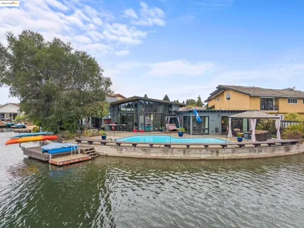 $1,950,000 | 608 Fortress Isle, Alameda, CA 94501