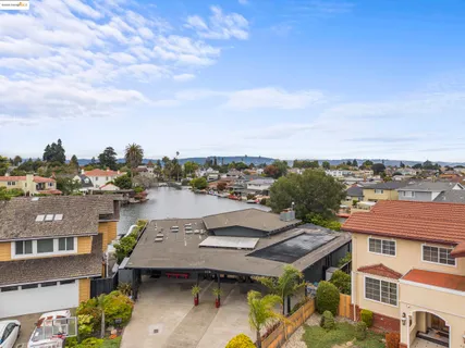 $1,950,000 | 608 Fortress Isle, Alameda, CA 94501