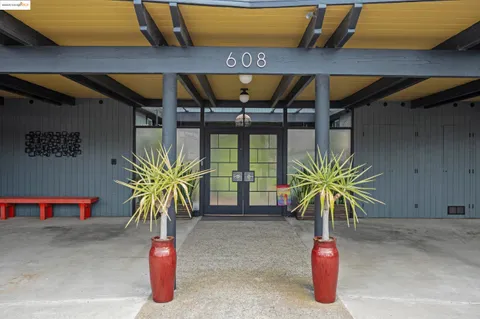 $1,950,000 | 608 Fortress Isle, Alameda, CA 94501