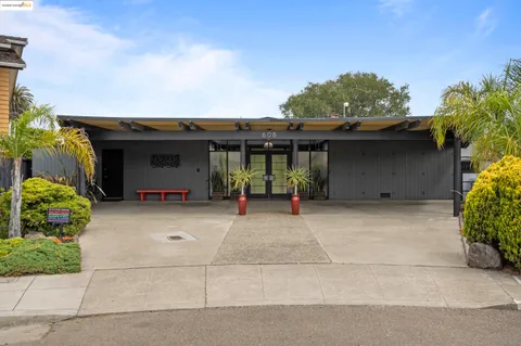 $1,950,000 | 608 Fortress Isle, Alameda, CA 94501