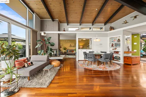 $1,950,000 | 608 Fortress Isle, Alameda, CA 94501