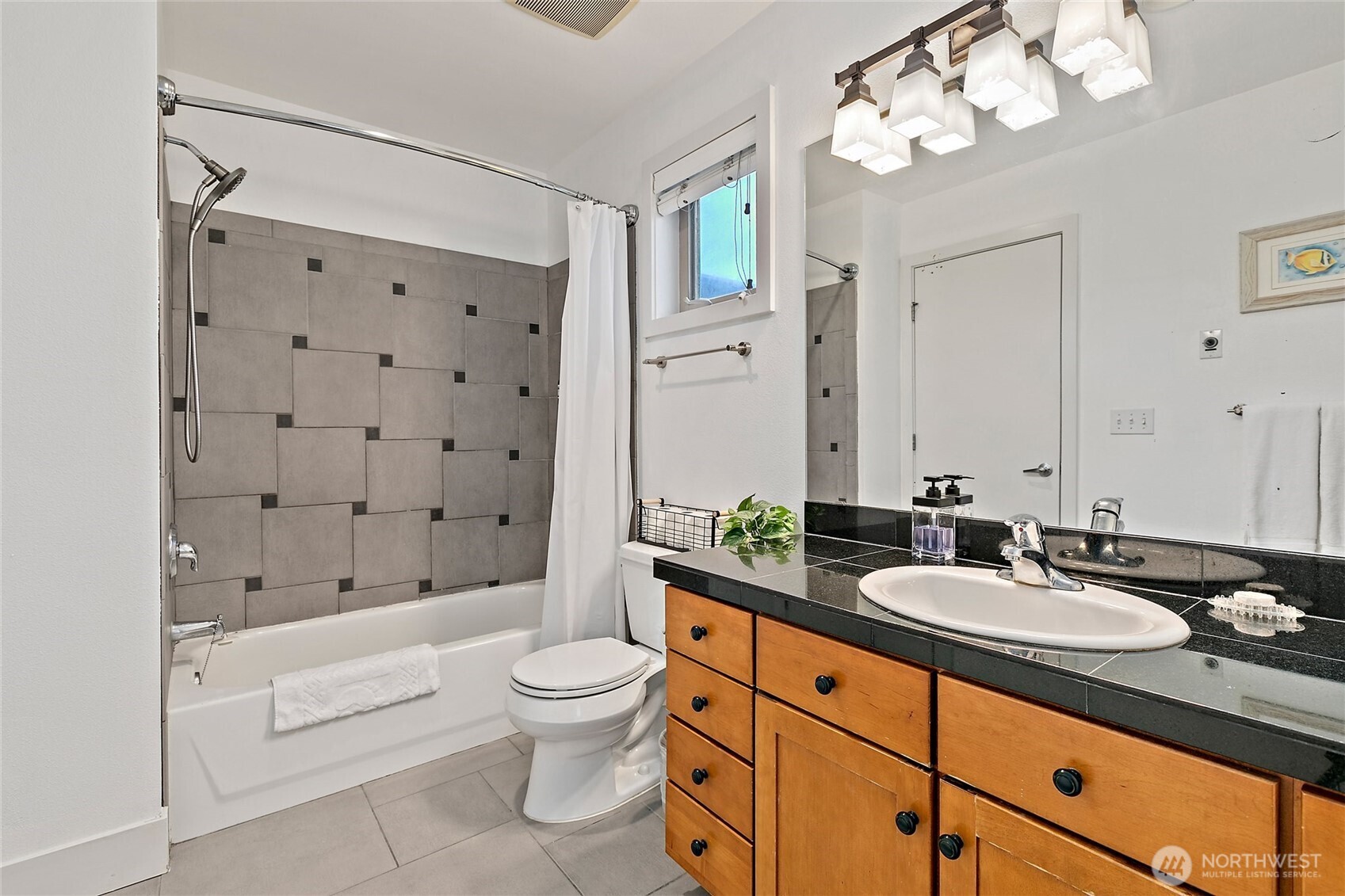 116 13th Avenue Seattle, WA 98122 - Photo 22 of 31