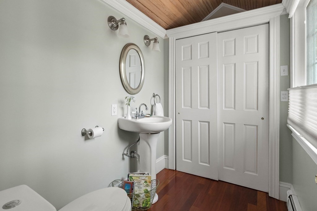 124 Castle Road Nahant, MA 01908 - Photo 19 of 42 Gallery Image 19