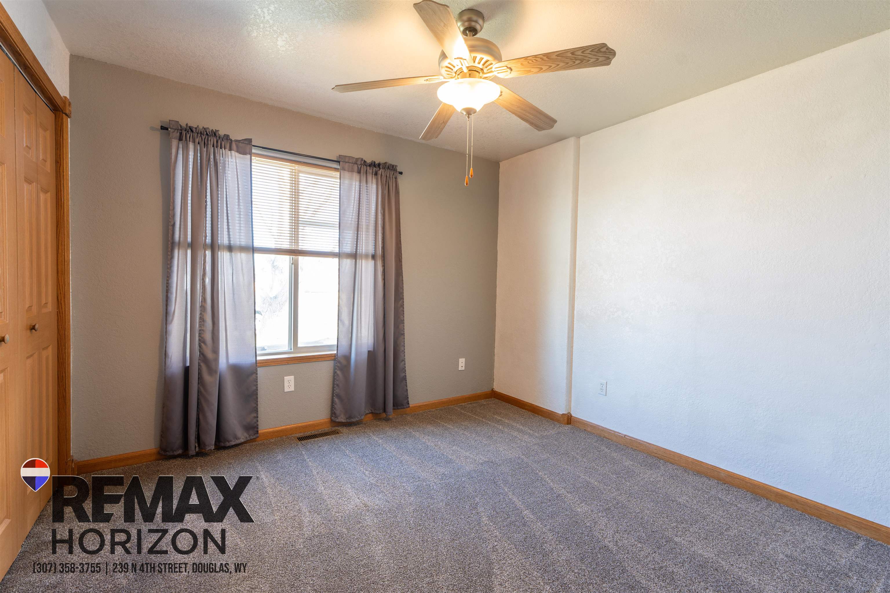 201 Bow Street Douglas, WY 82633 - Photo 15 of 50