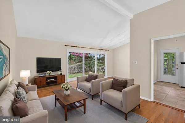 $650,000 | 7818 Glenister Drive, Springfield, VA 22152