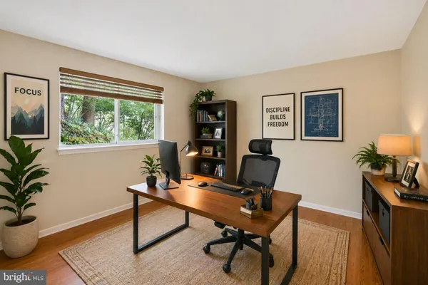 $650,000 | 7818 Glenister Drive, Springfield, VA 22152