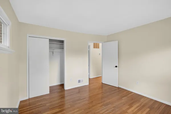 $650,000 | 7818 Glenister Drive, Springfield, VA 22152