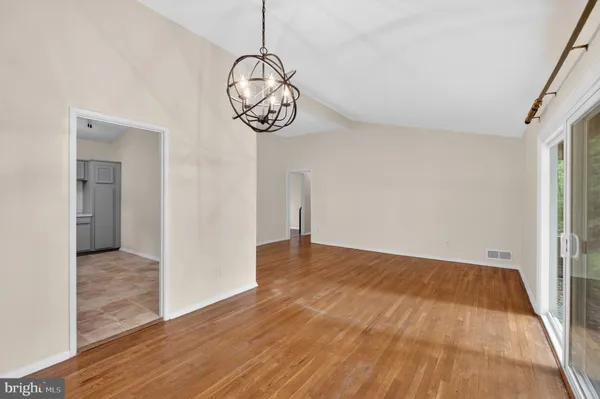 $650,000 | 7818 Glenister Drive, Springfield, VA 22152