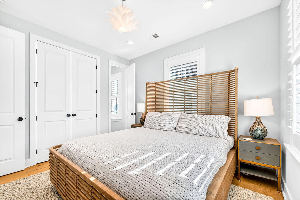 52 Aiken Street, Unit B Charleston, SC 29403 - Photo 13 of 26 DSC03549