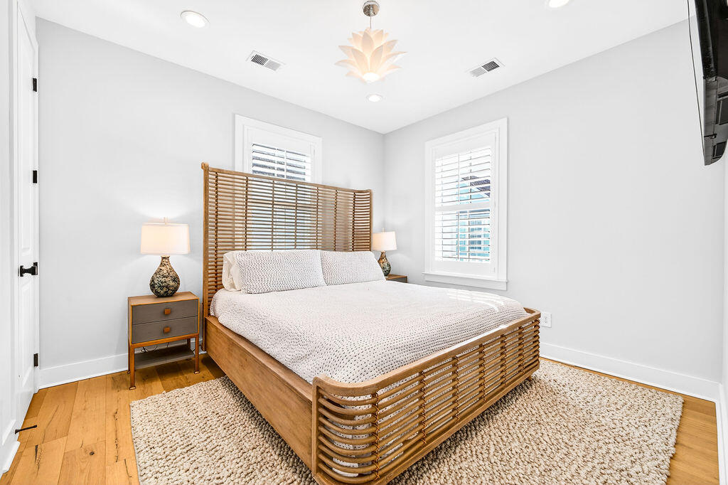 52 Aiken Street, Unit B Charleston, SC 29403 - Photo 15 of 26 DSC03544