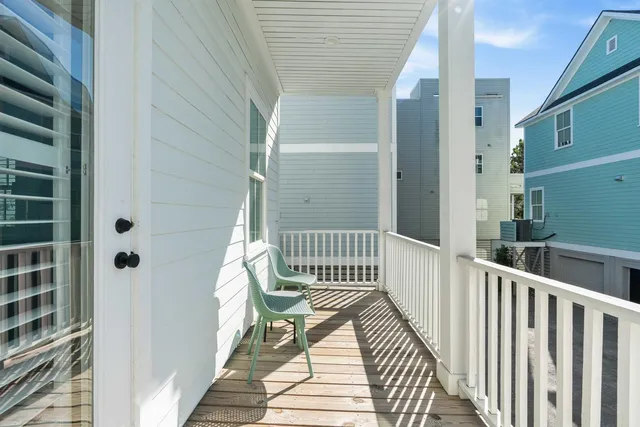 $950,000 | 52 Aiken Street, Unit B, Charleston, SC 29403