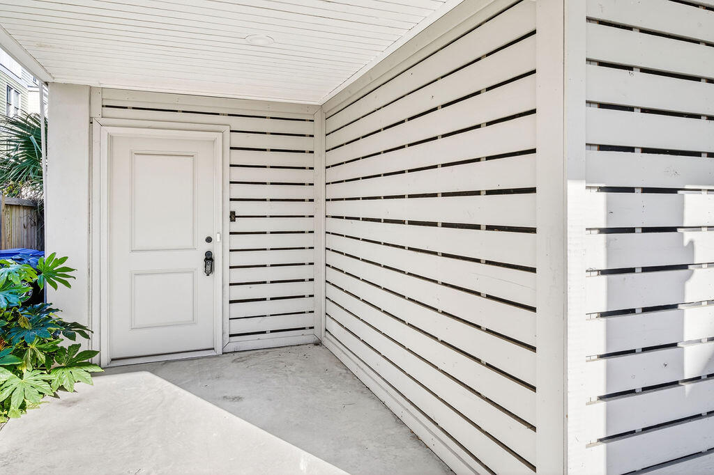 52 Aiken Street, Unit B Charleston, SC 29403 - Photo 23 of 26 DSC03606