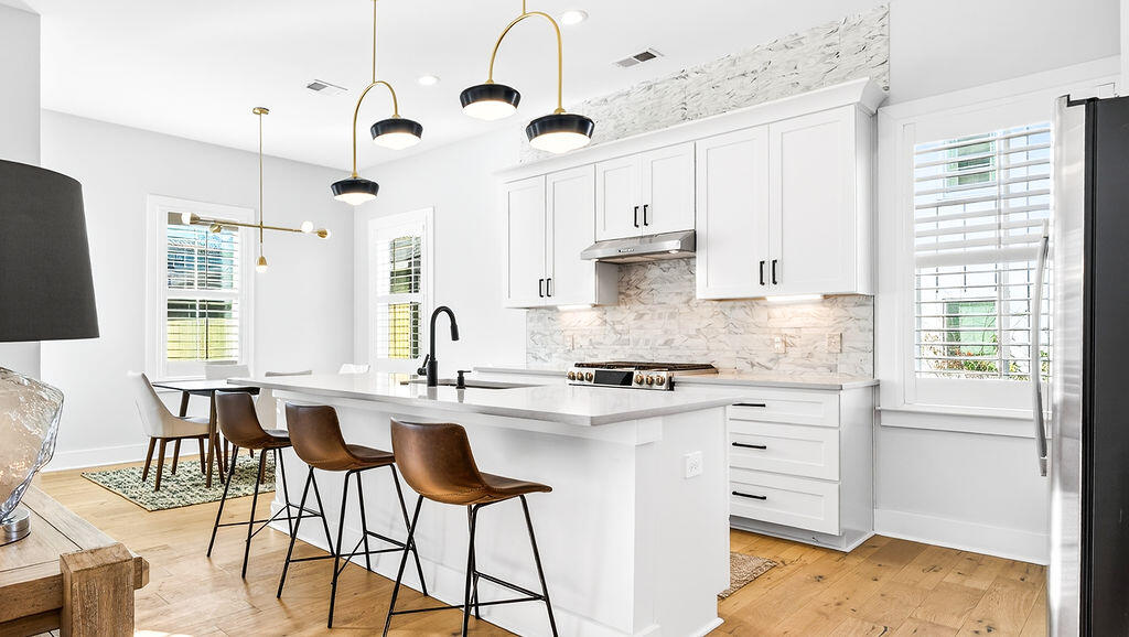 52 Aiken Street, Unit B Charleston, SC 29403 - Photo 4 of 26 kitchen