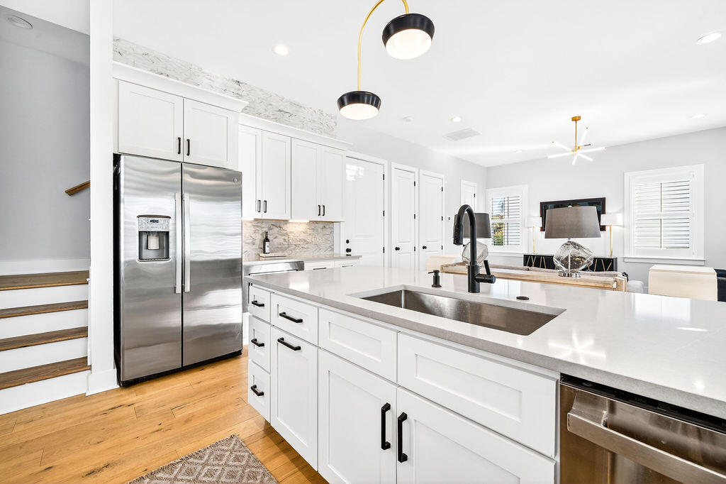 52 Aiken Street, Unit B Charleston, SC 29403 - Photo 10 of 26 DSC03488