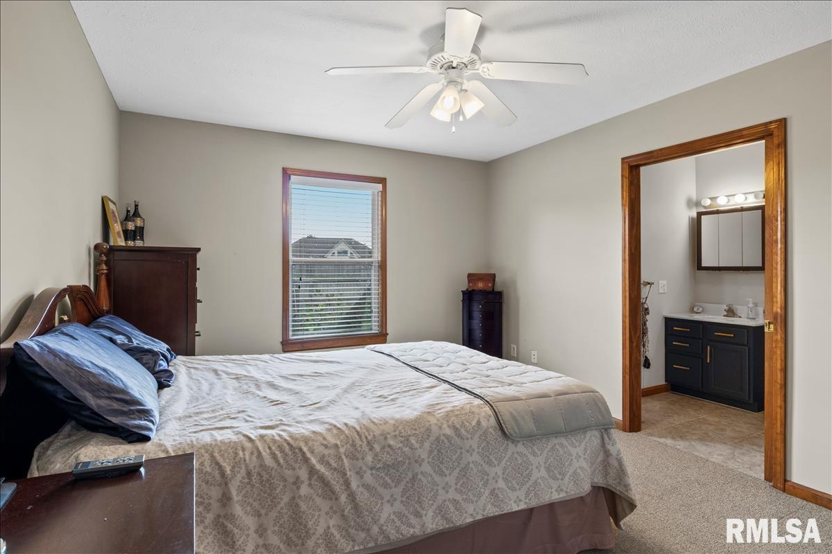 1801 Plover Road Springfield, IL 62711 - Photo 12 of 28 Gallery Image 12