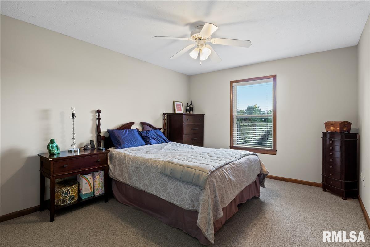 1801 Plover Road Springfield, IL 62711 - Photo 14 of 28 Gallery Image 14