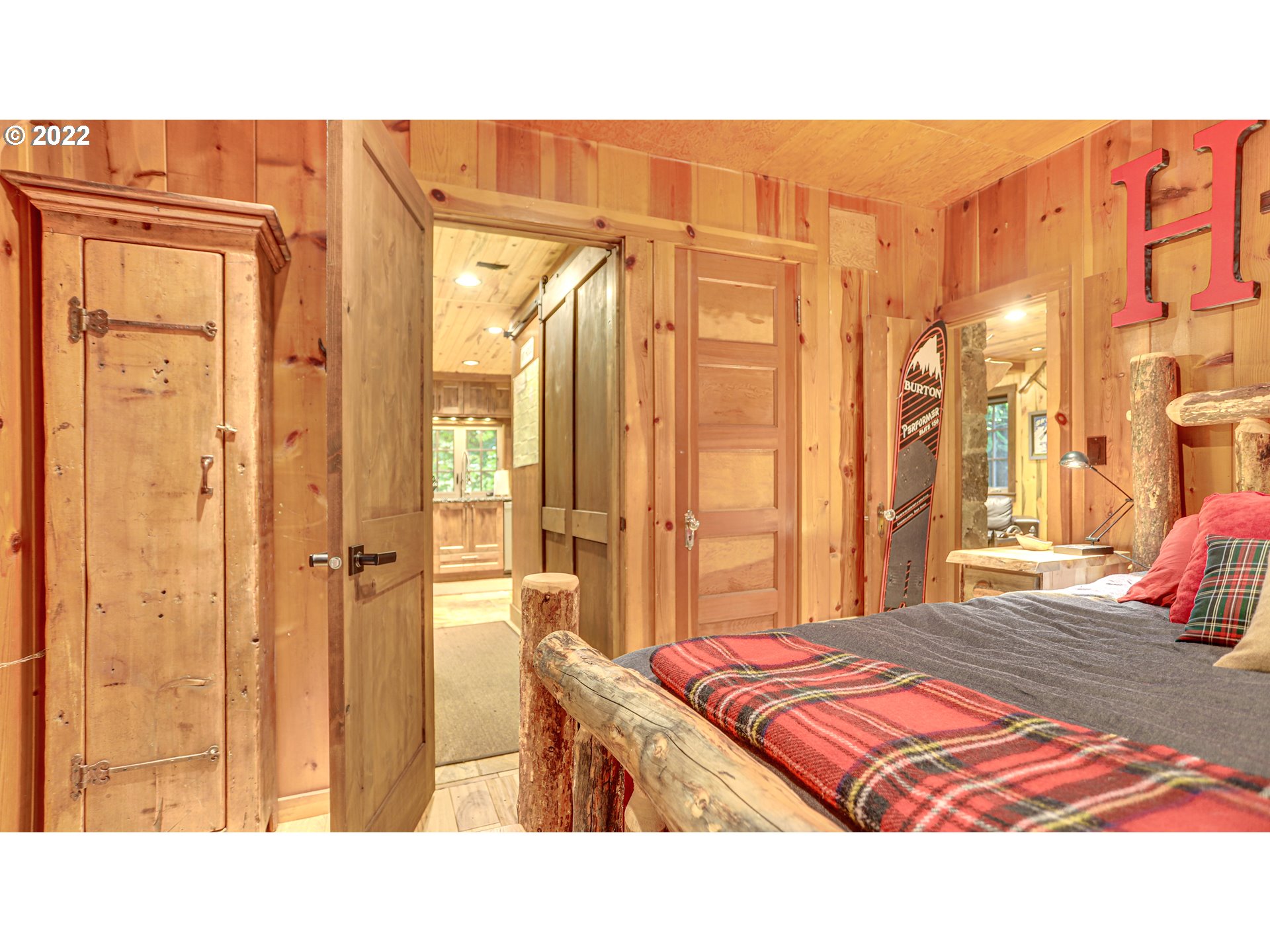 26097 East Henry Creek Road Rhododendron, OR 97049 - Photo 21 of 32 Gallery Image 21