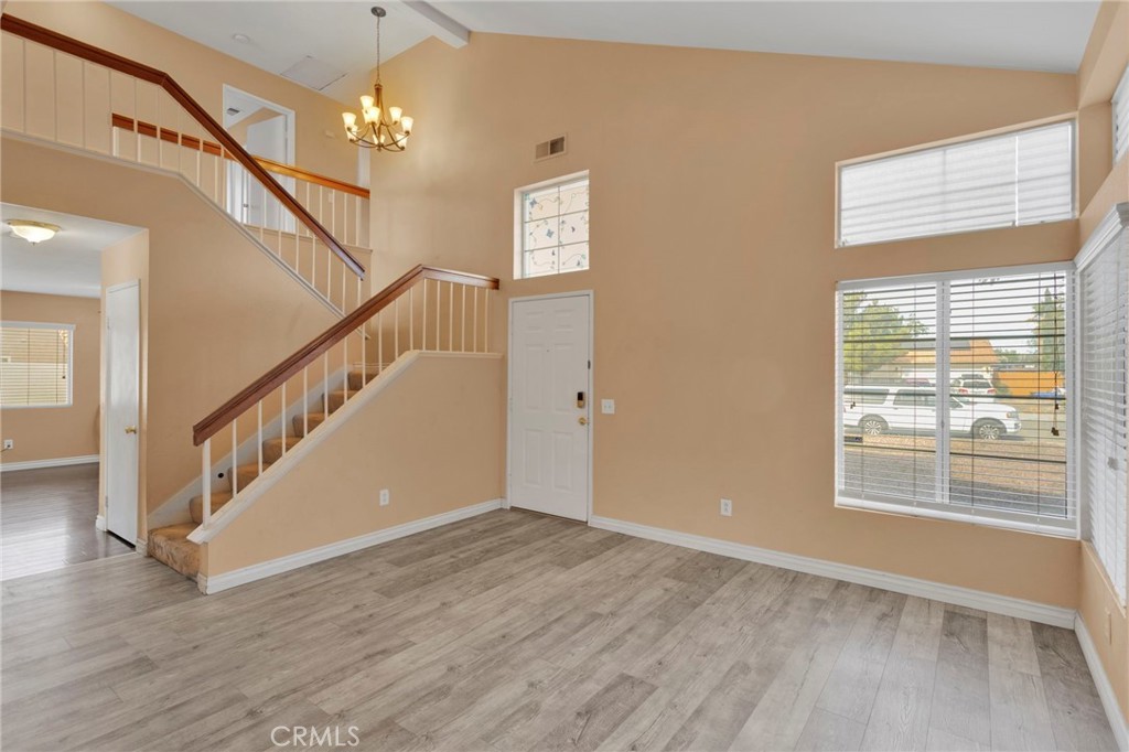 13194 Cardinal Road Victorville, CA 92392 - Photo 6 of 64