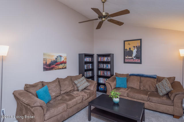 7118 Ridge Creek Road Louisville, KY 40291 - Photo 30 of 35 022