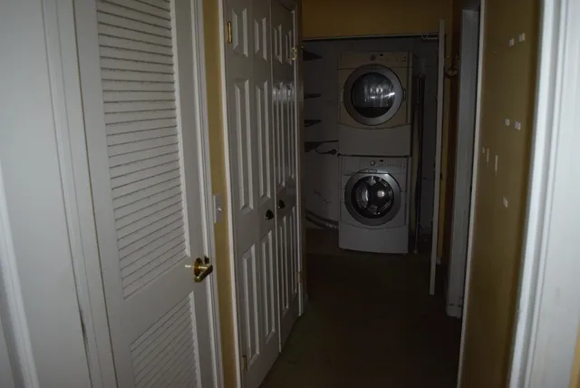 $197,600 | 6801 North Milwaukee Avenue, Unit 404, Niles, IL 60714