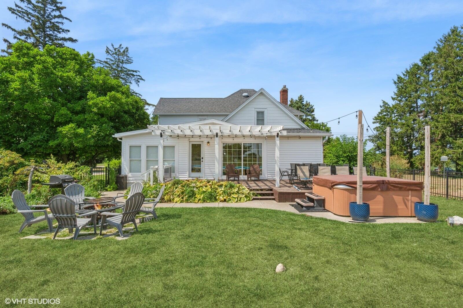 2611 Friday Road Coloma, MI 49038 - Photo 3 of 29 03_2611FridayRd_2005_Large