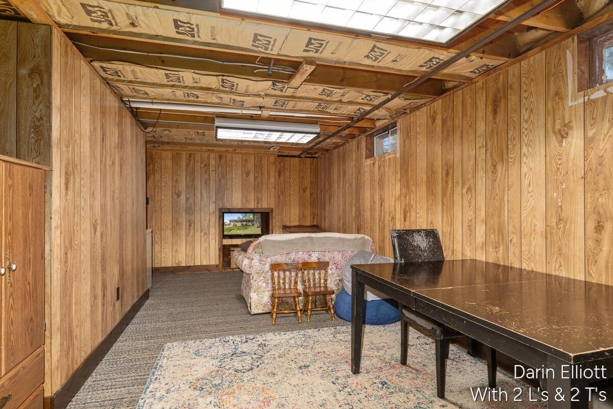 747 Root Street Belding, MI 48809 - Photo 23 of 33 747-Root-St_020