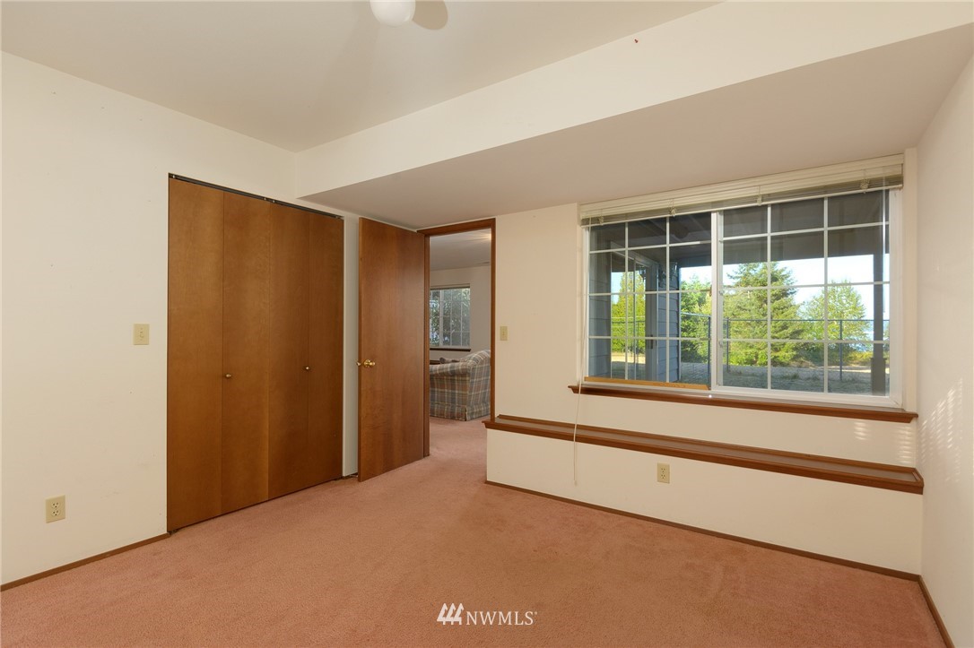 12686 Northeast Klabo Road Kingston, WA 98346 - Photo 20 of 25 Gallery Image 20