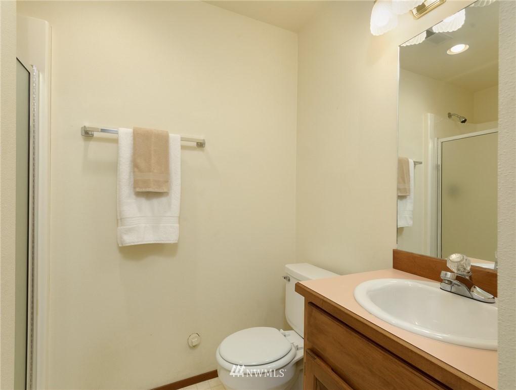 12686 Northeast Klabo Road Kingston, WA 98346 - Photo 21 of 25 Gallery Image 21