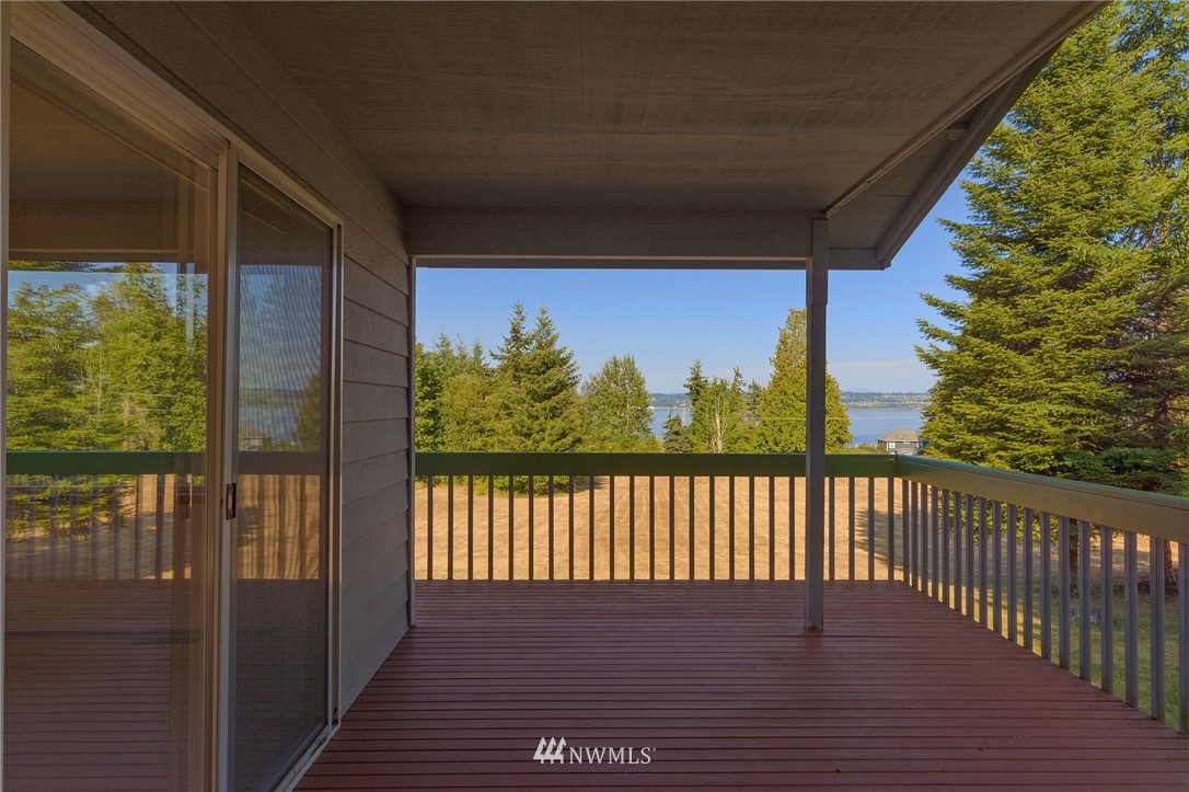 12686 Northeast Klabo Road Kingston, WA 98346 - Photo 8 of 25 Gallery Image 8