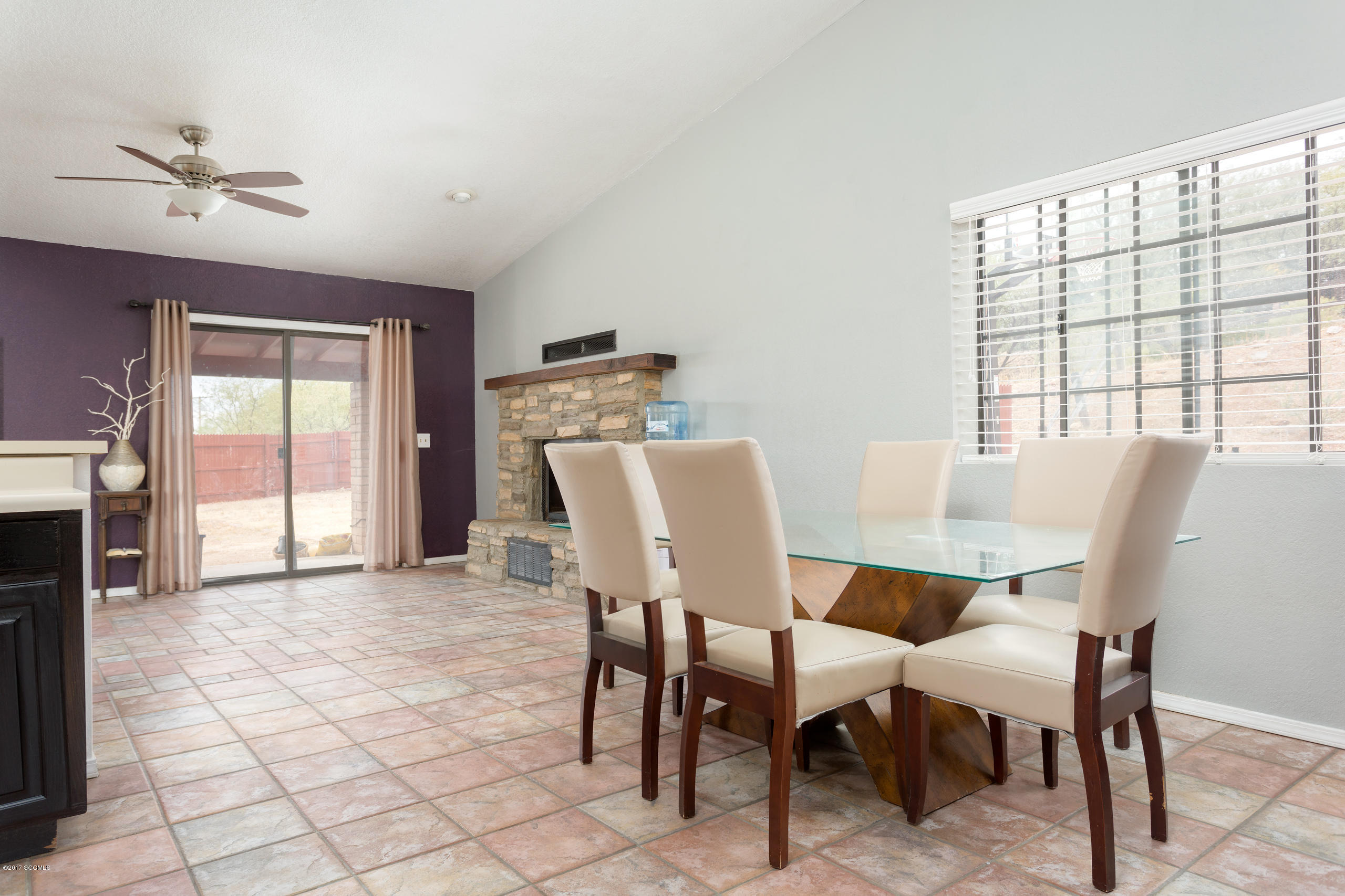 391 Falcon Court Rio Rico, AZ 85648 - Photo 8 of 21