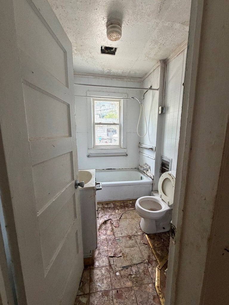 2334 Harper Road Beckley, WV 25801 - Photo 8 of 19 Gallery Image 8
