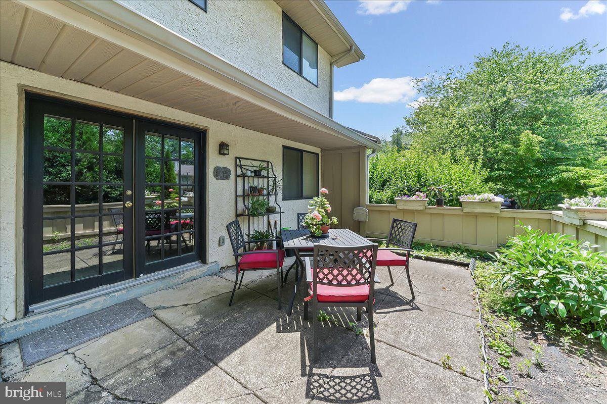 1101 Brinton Place Road West Chester, PA 19380 - Photo 4 of 31 Morning Coffee!