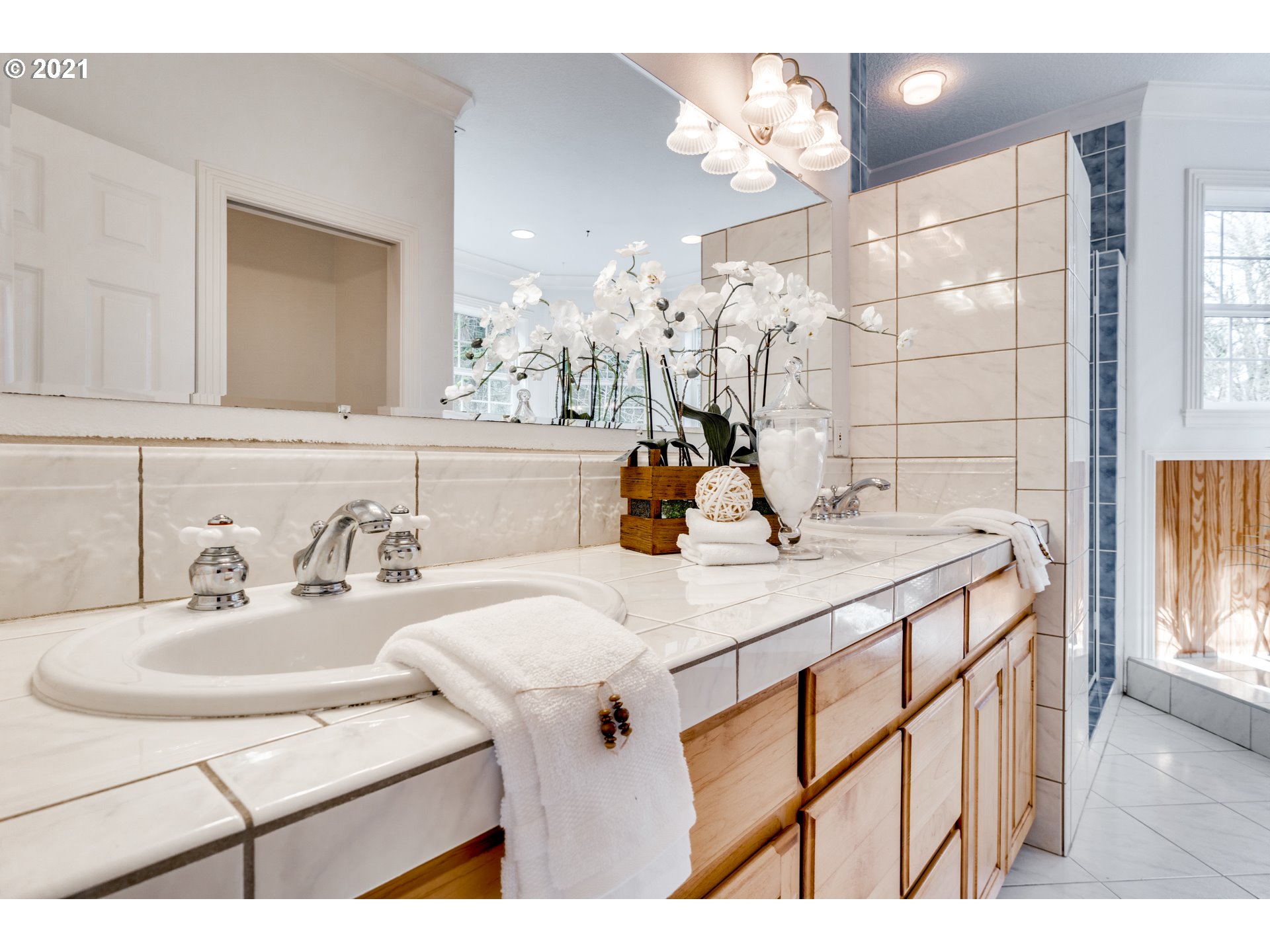 12790 Southwest Ridgefield Lane Tigard, OR 97223 - Photo 17 of 32 Gallery Image 17
