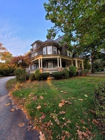 54 Salem Street Andover, MA 01810 - Photo 2 of 29 Gallery Image 2