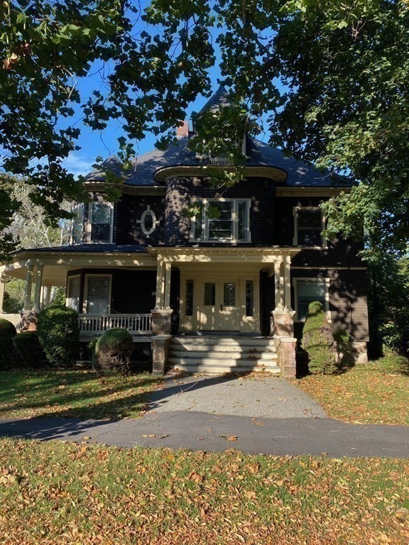 54 Salem Street Andover, MA 01810 - Photo 3 of 29 Gallery Image 3