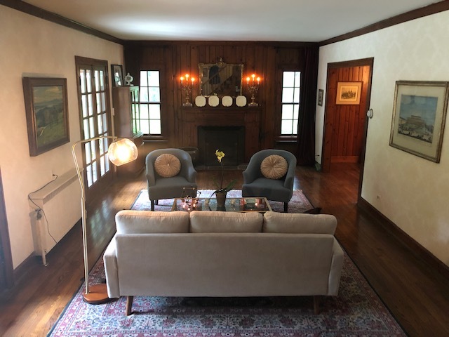 200 Oak Terrace Lake Bluff, IL 60044 - Photo 2 of 18 a living room with furniture and a fireplace
