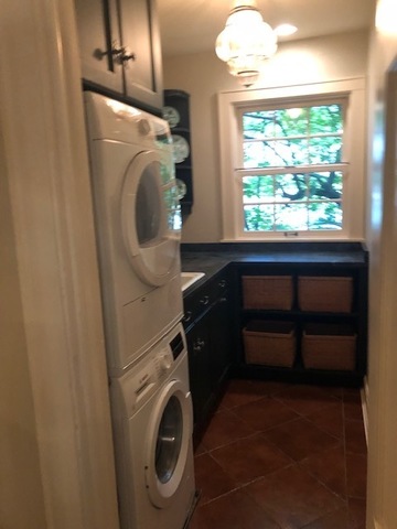 200 Oak Terrace Lake Bluff, IL 60044 - Photo 10 of 18 a utility room with dryer and washer