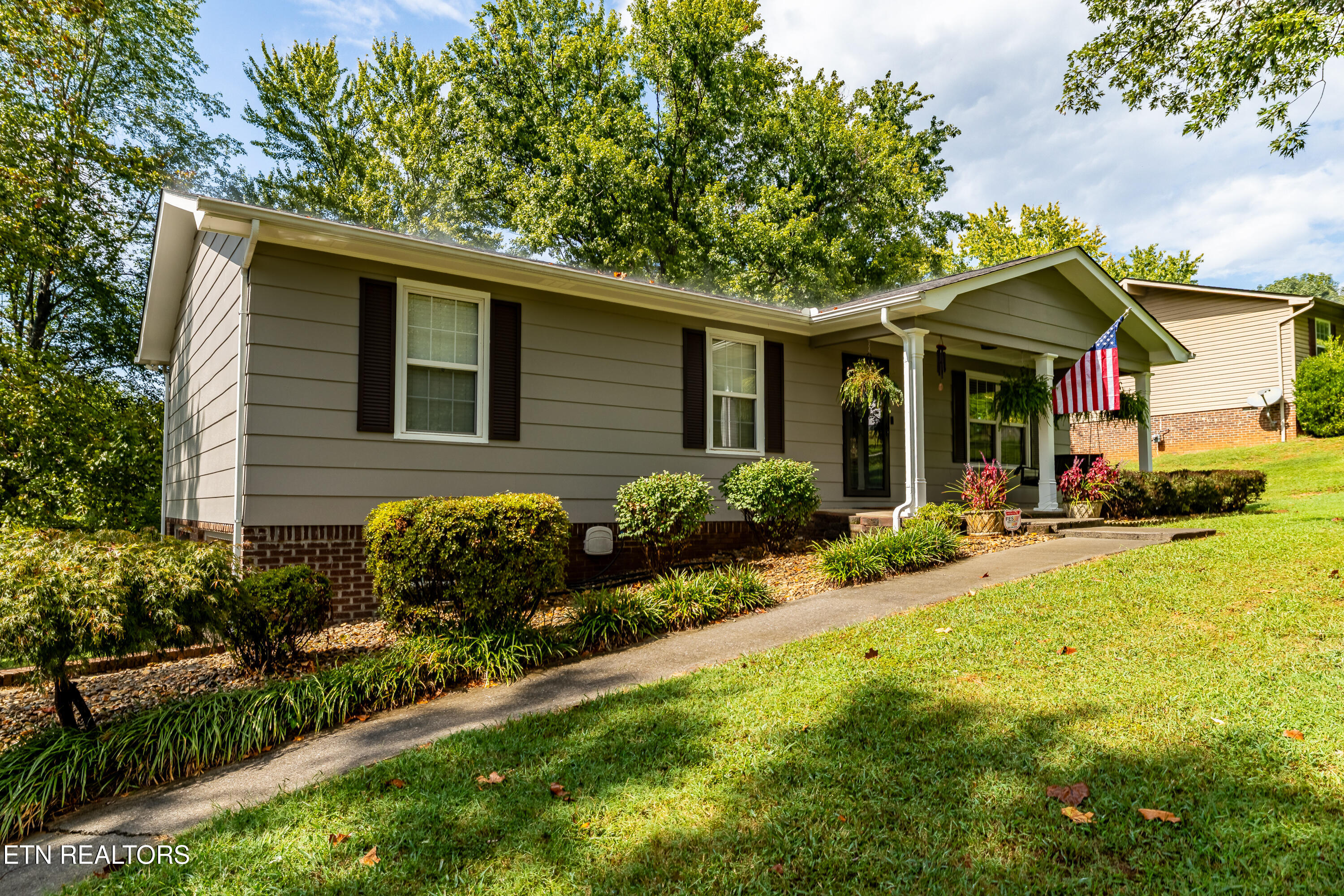 2003 Cheltenham Road Maryville, TN 37804 - Photo 37 of 37 .