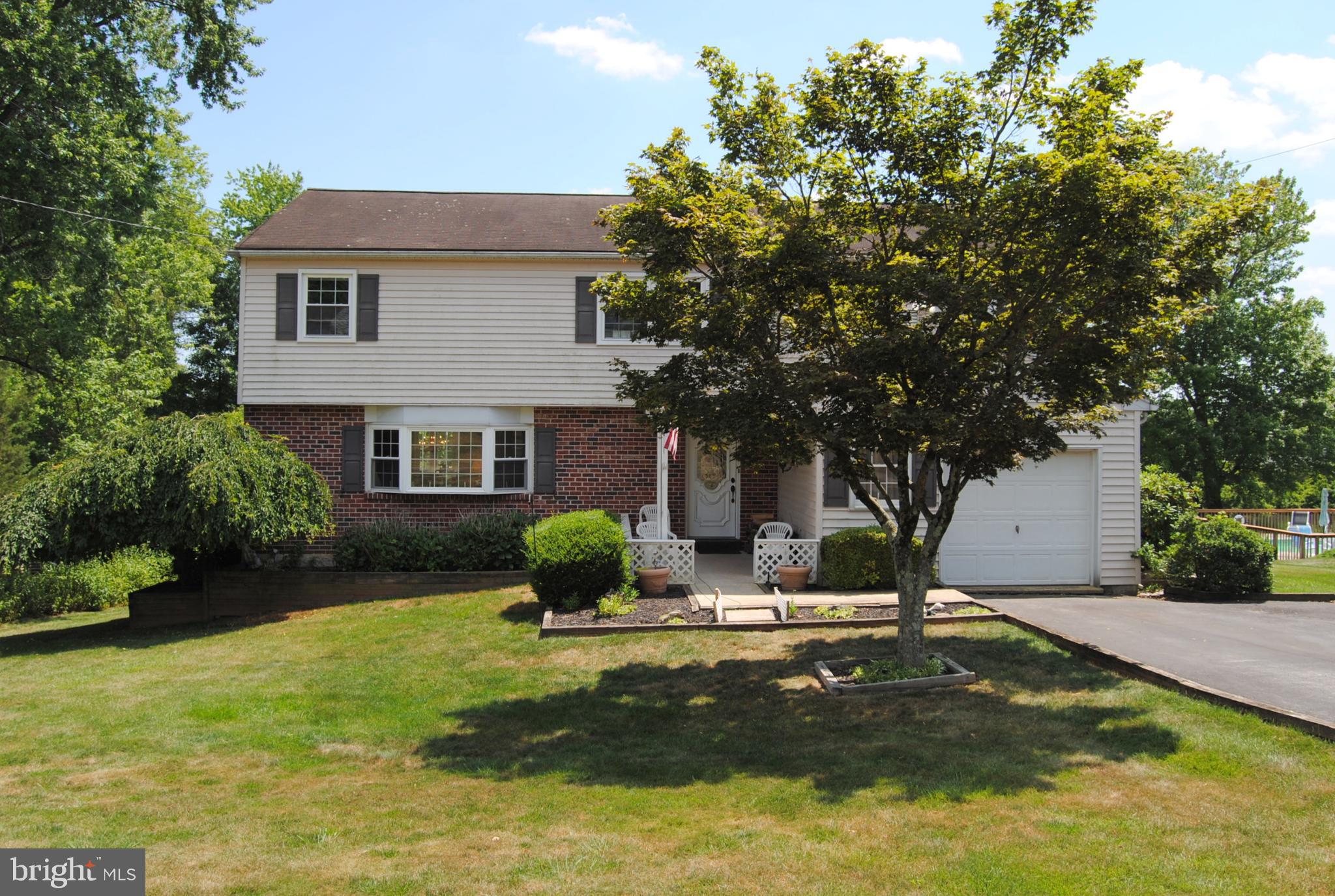 716 Meadowlark Road Norristown, PA 19403 - Photo 2 of 23 Gallery Image 2