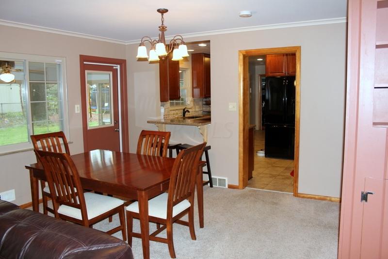 3062 Leeds Road Columbus, OH 43221 - Photo 7 of 26 Gallery Image 7